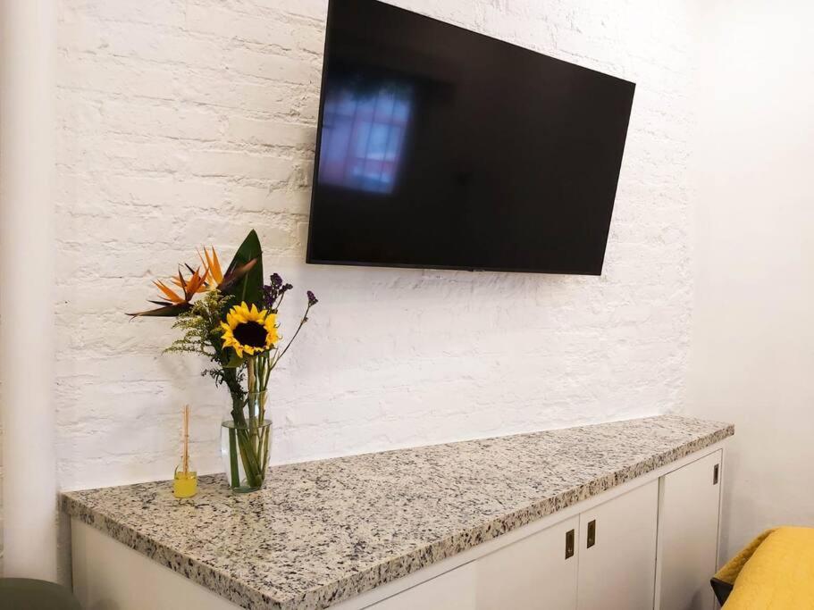Studio Pulpito In The Charming Heart Of Downtown Pv Puerto Vallarta Exterior photo